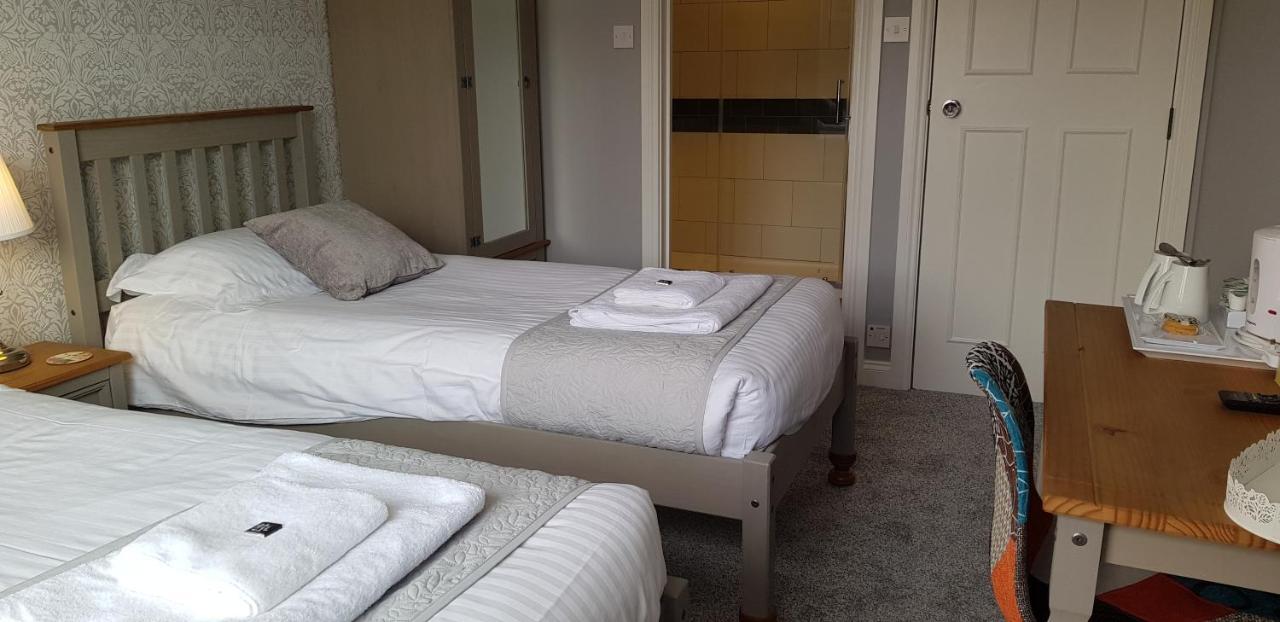 Hensleigh House Bed and Breakfast Charmouth Εξωτερικό φωτογραφία